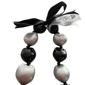 Handmade Oakland Raiders Black/Silver 18” Kukui Nut Lei Hawaiian Style NEW